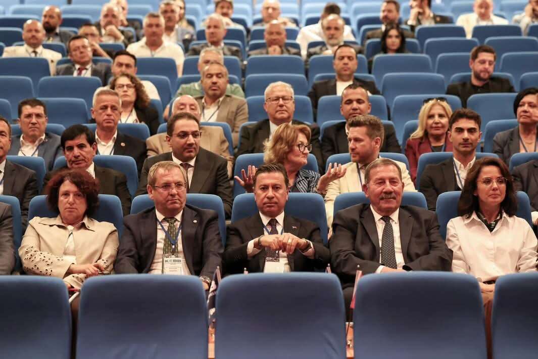 Ahmet Aras Yeniden Kıyı Ege Belediyeler Birliği Başkanı Seçildi 2